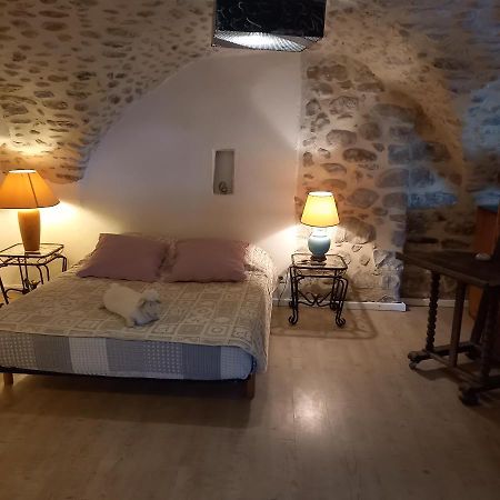 Chambres D'Hote Les Jardins De Prasserat Vallon-Pont-dʼArc Kültér fotó