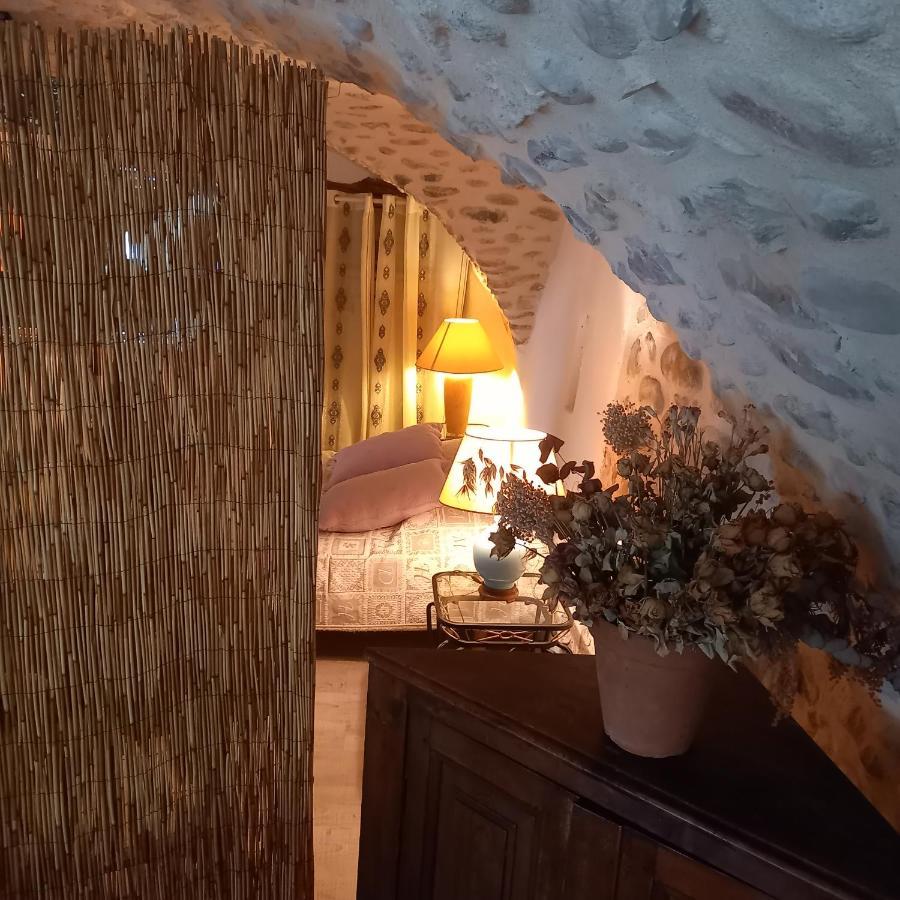Chambres D'Hote Les Jardins De Prasserat Vallon-Pont-dʼArc Kültér fotó