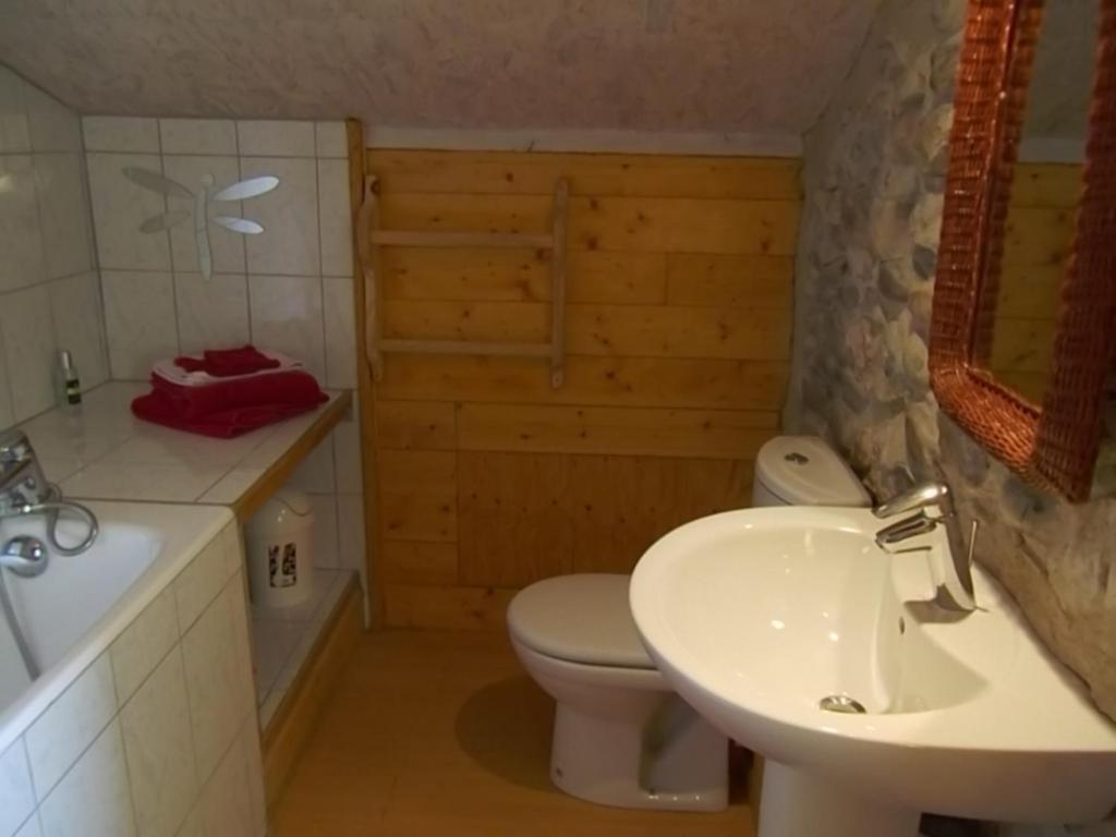 Chambres D'Hote Les Jardins De Prasserat Vallon-Pont-dʼArc Szoba fotó